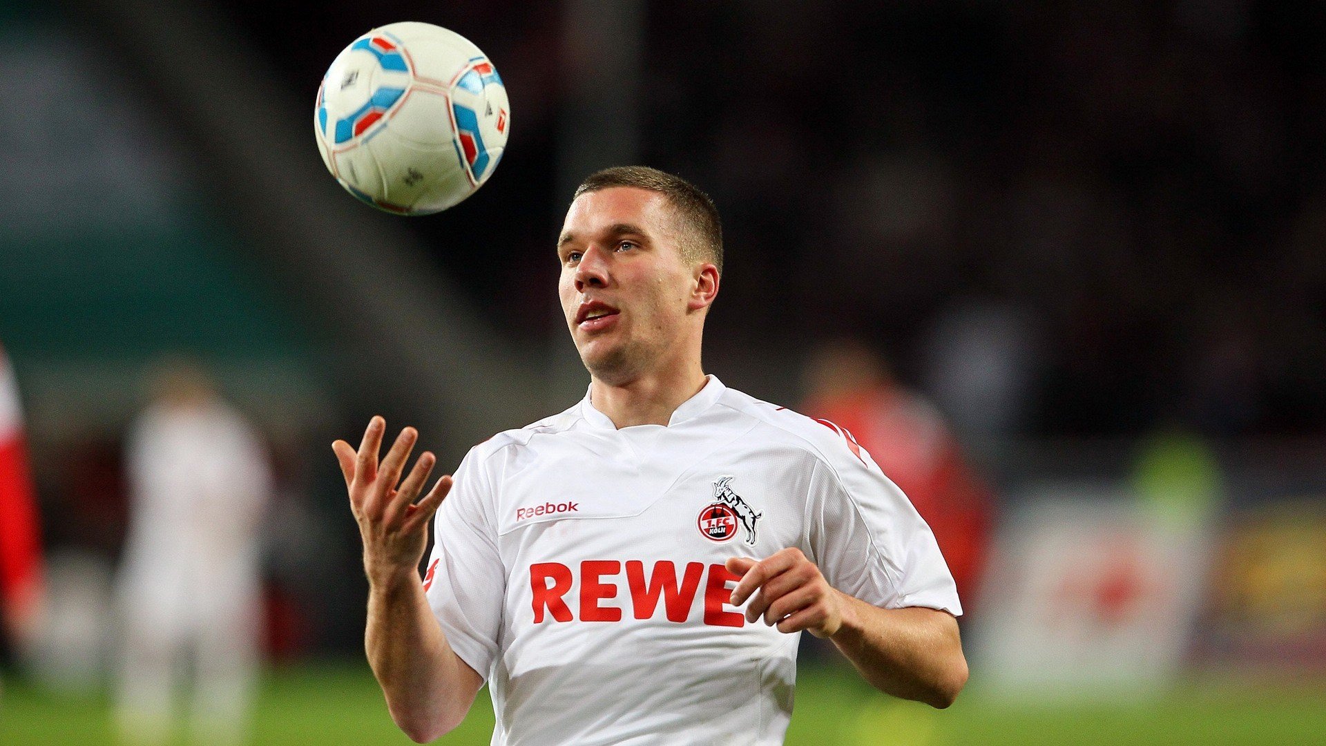 独舞,当厄瓜多尔萨拉赫用一节时间肢解哥伦比亚